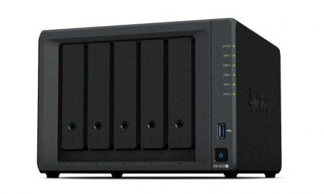 Synology DS1522+/30TB-REDPLUS | DiskStation DS1522+ AMD Embedded R-Series SoC R1600 8 GB DDR4 RAM 30 TB HDD Tower NAS Black